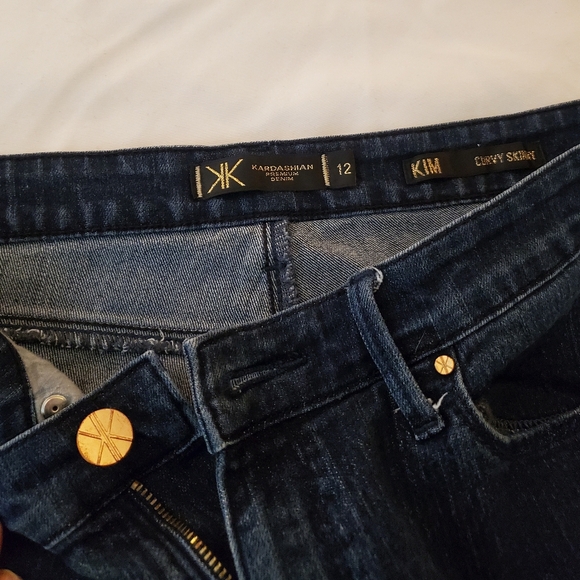 Kardashian Kim Curvy Skinny Jeans 12 - Picture 2 of 5